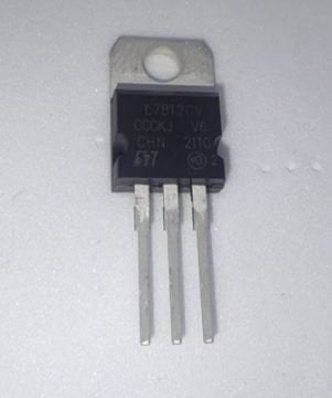 L7812CV TO-220  Voltaj Regülatörü