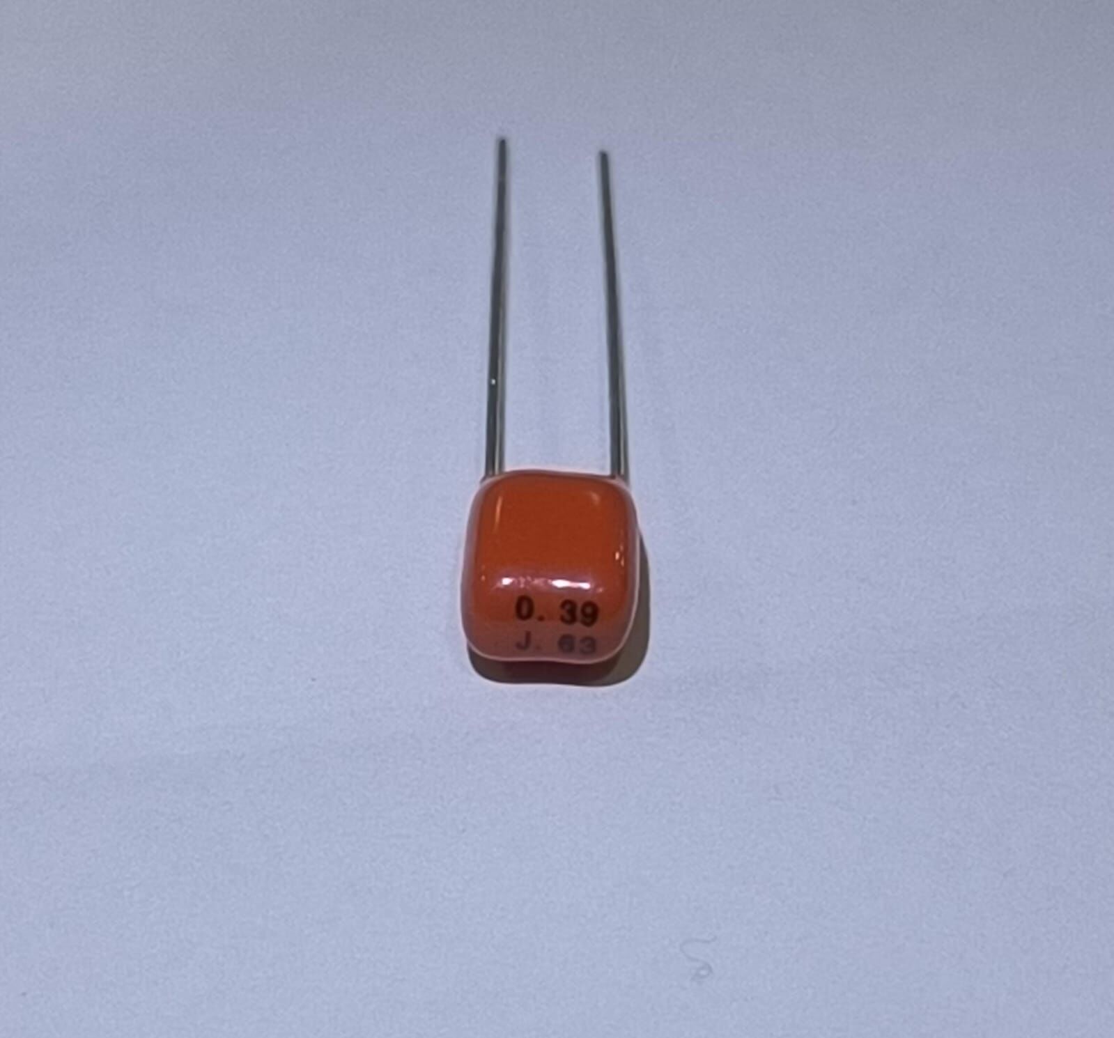 390NF 63V Damla Tipi Polyester Kondansatör  %5 DC RM:5 MKT