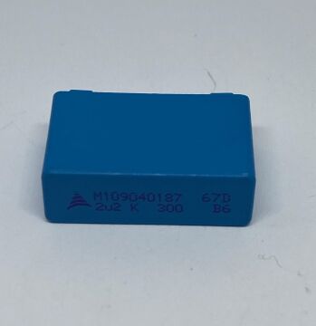 2.2UF 300VDC Polyester Kondansatör %5 RM:27.5