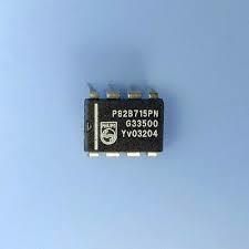 P82B715PN
