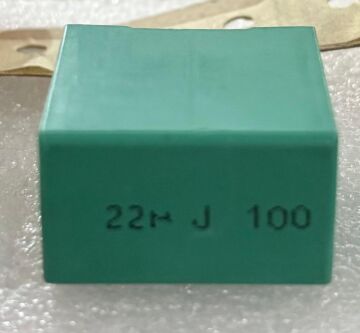 22UF 100V Polyester Kondansatör %20 RM:22.5