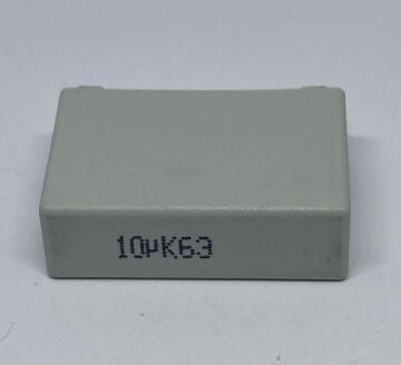 10UF 63V Polyester Kondansatör Kutu Tipi %10 RM:27.5