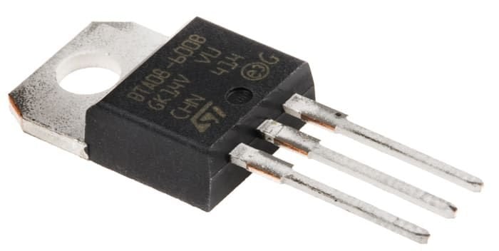 BTA08-600B  8A 600V Triyak